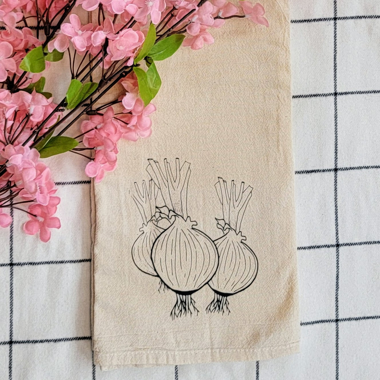 Onion Screen Printed Tea Towel - Close Up Shot